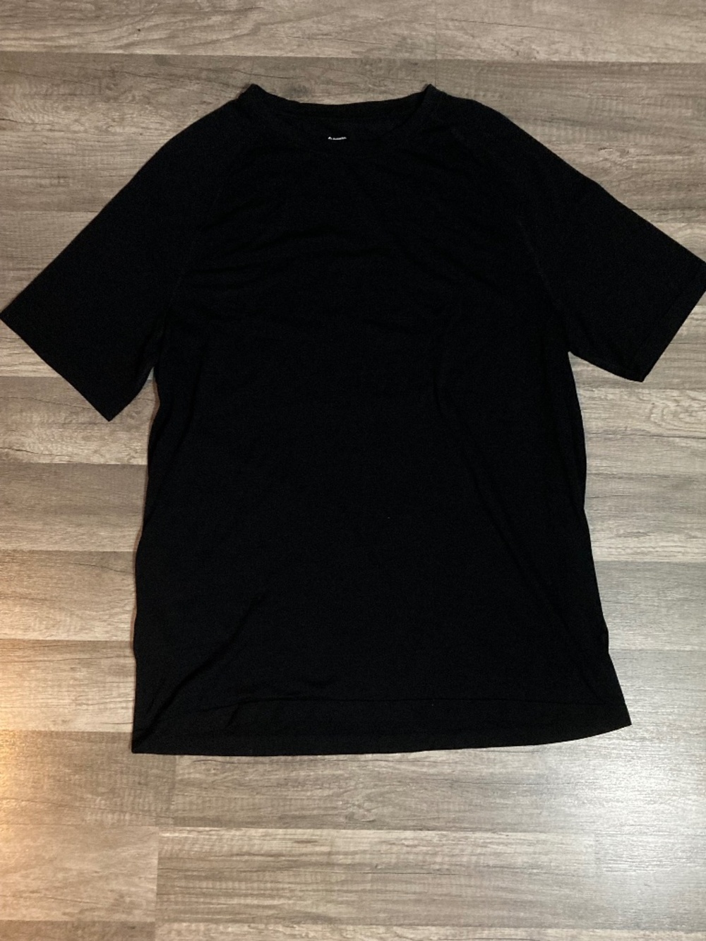 Men’s black T-shirt